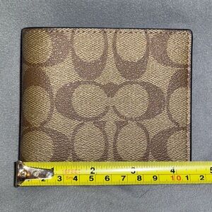 Coach men’s wallet